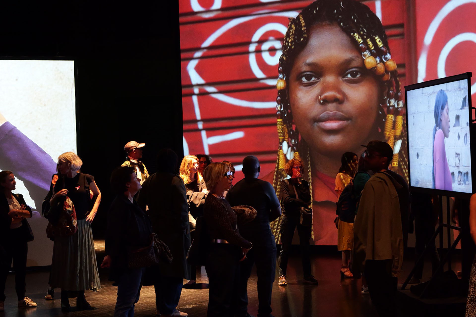 D'Un Lointain si Proche